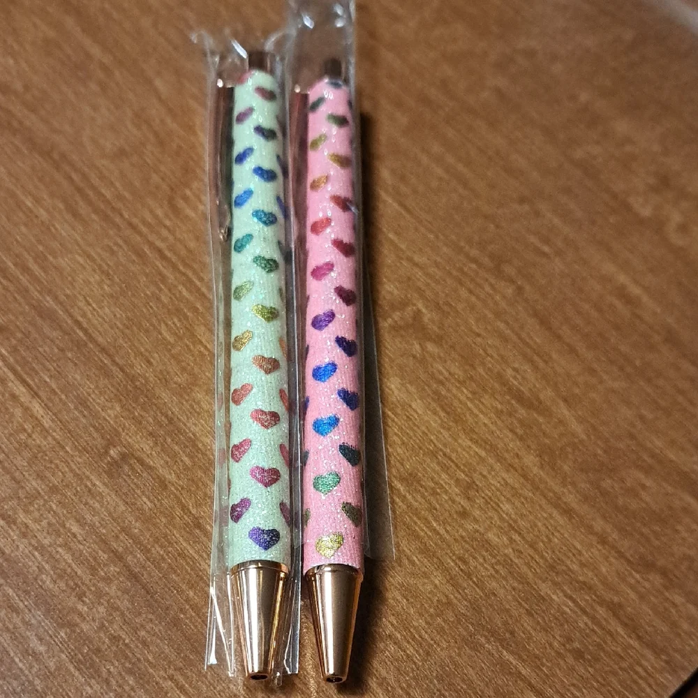 Heart Patterned Party Pens - Pink and Green set of 2/ BUNDLE ONLY